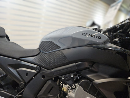 Tankpads (Sidor) till CFMOTO 675NK