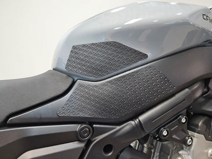 Tankpads (Sidor) till CFMOTO 675NK